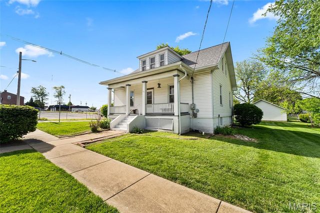 203 E Mill Street, Waterloo, IL 62298
