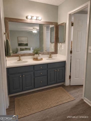 579 Picketts Bend Court, Marietta, GA 30008