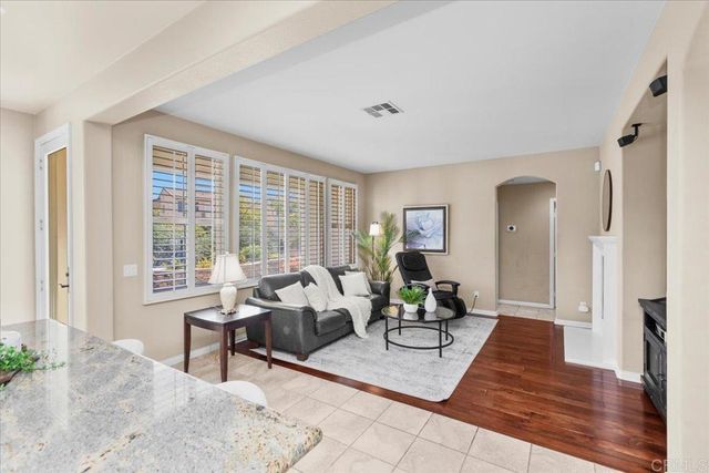 838 Luminara Way, San Marcos, CA 92078