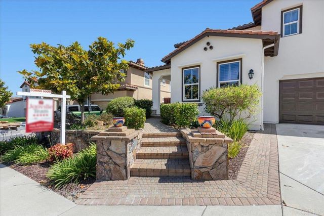 838 Luminara Way, San Marcos, CA 92078