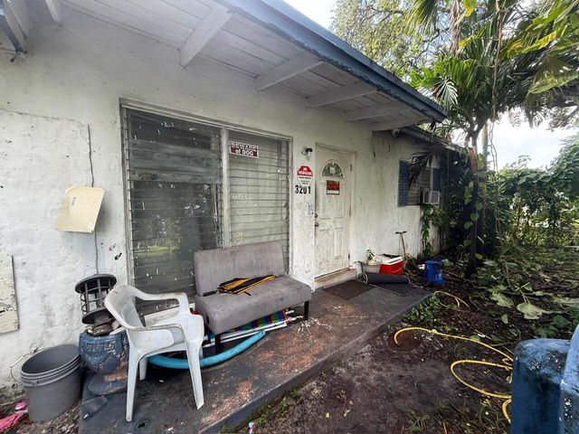 3201 SW 48th Avenue, West Park, FL 33023