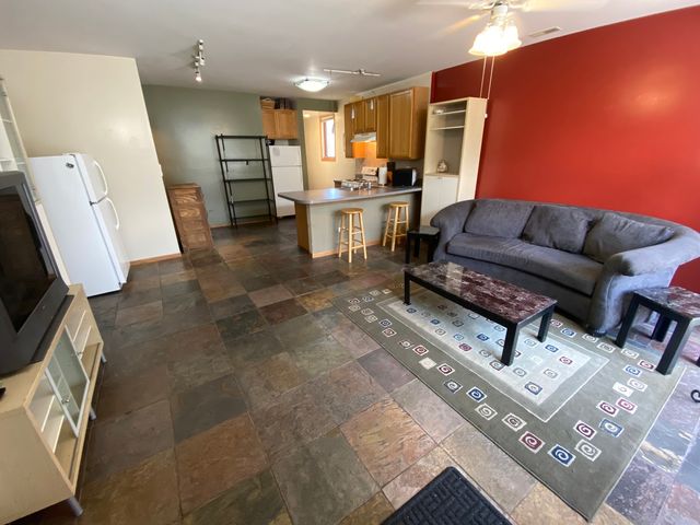 2442 W Fillmore Street, Chicago, IL 60612