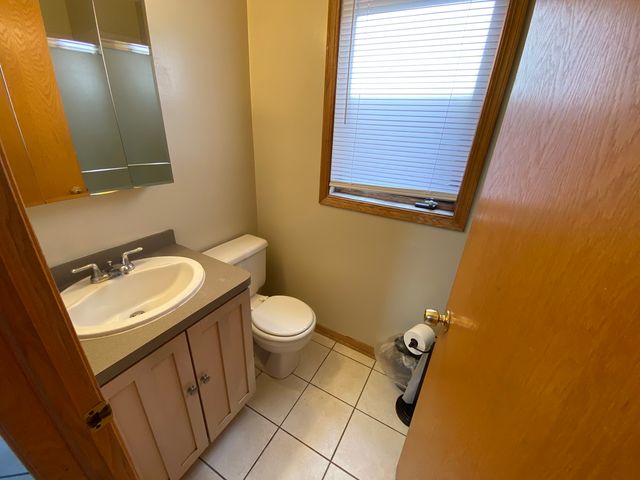 2442 W Fillmore Street, Chicago, IL 60612