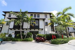7504 SW 100th Street, Pinecrest, FL 33156
