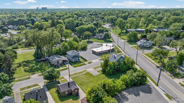1213 Flushing Road, Flint, MI 48504