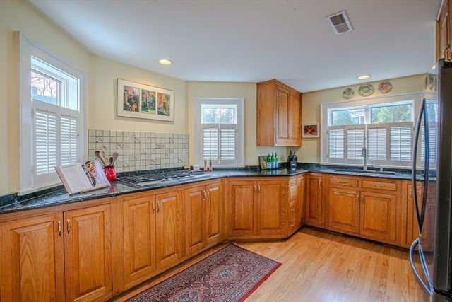 438 Merrimac St., Newburyport, MA 01950