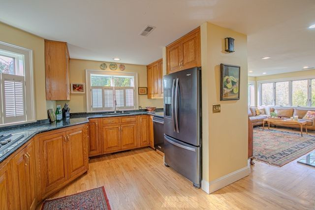 438 Merrimac St., Newburyport, MA 01950