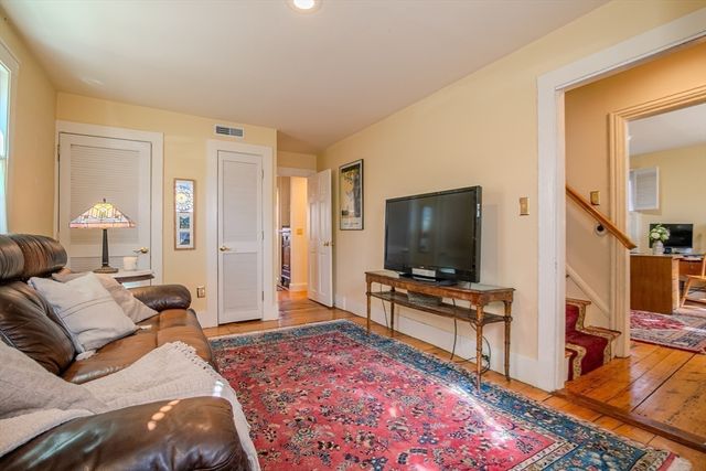 438 Merrimac St., Newburyport, MA 01950