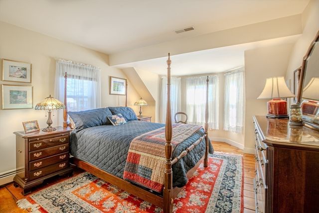 438 Merrimac St., Newburyport, MA 01950