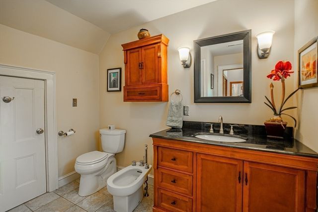 438 Merrimac St., Newburyport, MA 01950