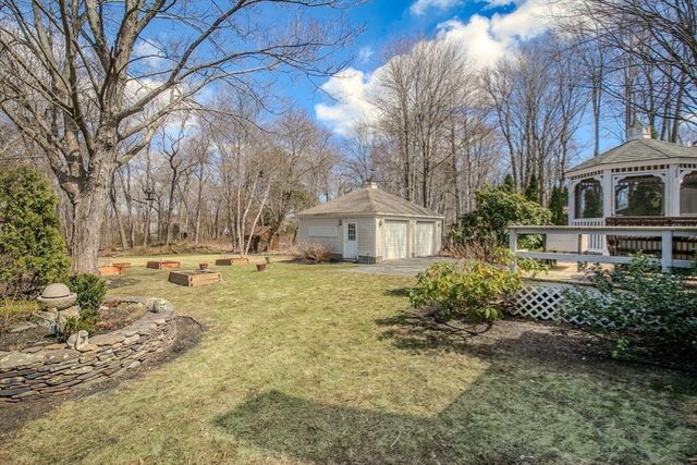 438 Merrimac St., Newburyport, MA 01950