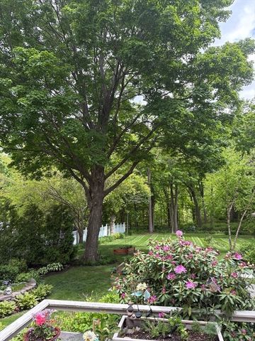 438 Merrimac St., Newburyport, MA 01950