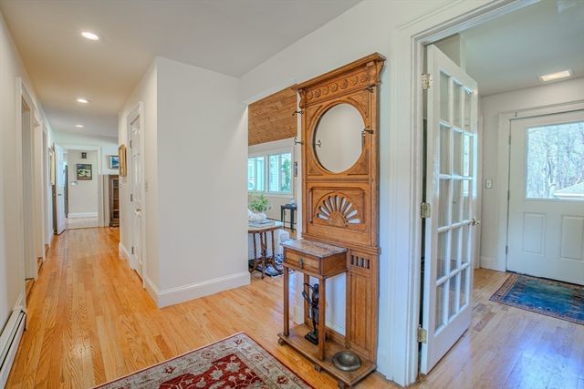 438 Merrimac St., Newburyport, MA 01950