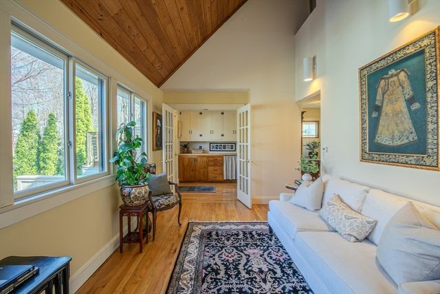 438 Merrimac St., Newburyport, MA 01950