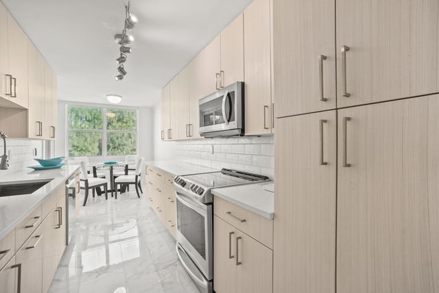 3546 S Ocean Boulevard 420, South Palm Beach, FL 33480