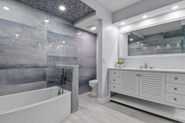 3546 S Ocean Boulevard 420, South Palm Beach, FL 33480