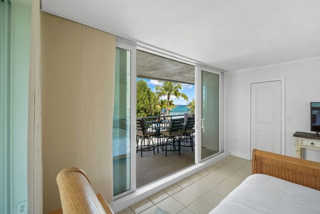 3546 S Ocean Boulevard 420, South Palm Beach, FL 33480