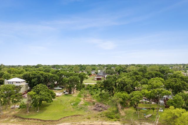 4547 N Shore Drive, The Colony, TX 75056