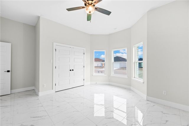 6850 La Salle Dr, Corpus Christi, TX 78414