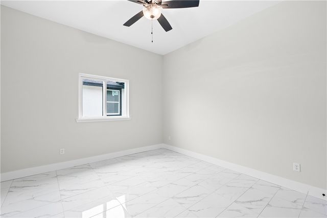 6850 La Salle Dr, Corpus Christi, TX 78414