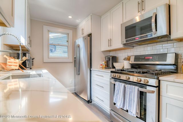 67 Delaware Avenue, Ocean Grove, NJ 07756