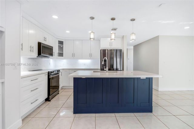 19144 NW 13th St ., Pembroke Pines, FL 33029