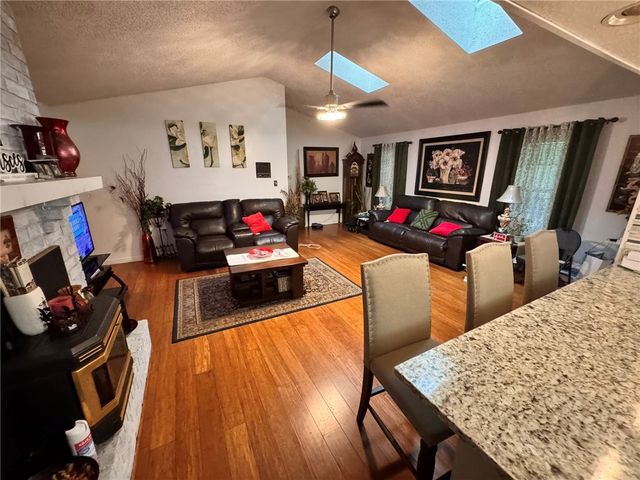 316 Craigwood Circle, Russellville, AR 72801