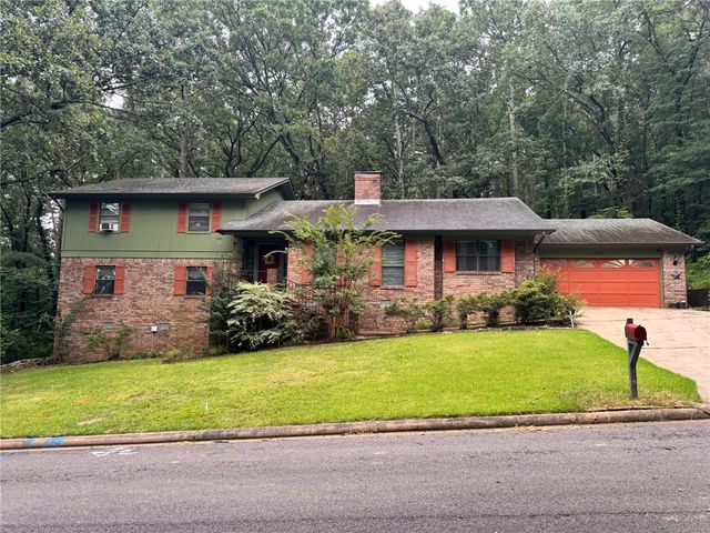 316 Craigwood Circle, Russellville, AR 72801