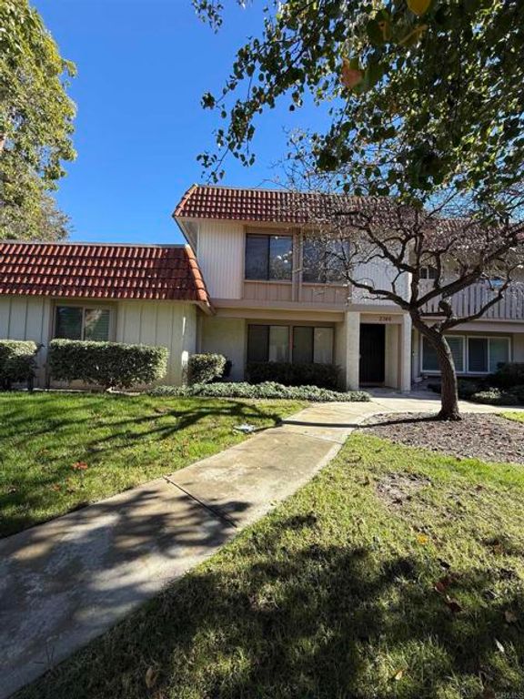2746 Via Tulipan, Carlsbad, CA 92010