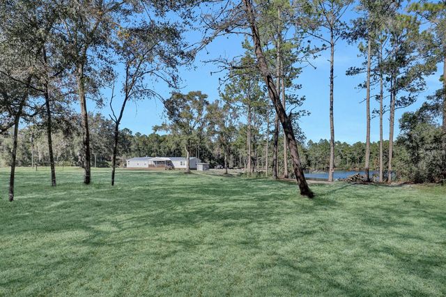 141 WOODS ROAD, San Mateo, FL 32187