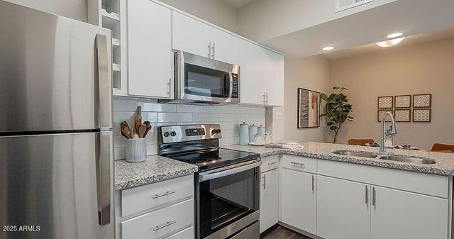 777 W CHANDLER Boulevard 1, Chandler, AZ 85225