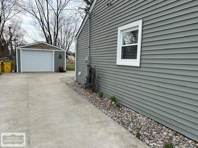 7736 Washburn Road, Washington Twp, MI 48094