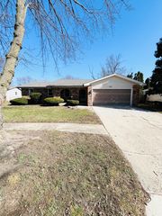 273 Harvard Avenue, Bourbonnais, IL 60914