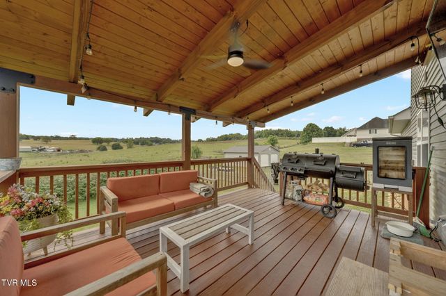 1 Alfalfa Court, Jonesborough, TN 37659