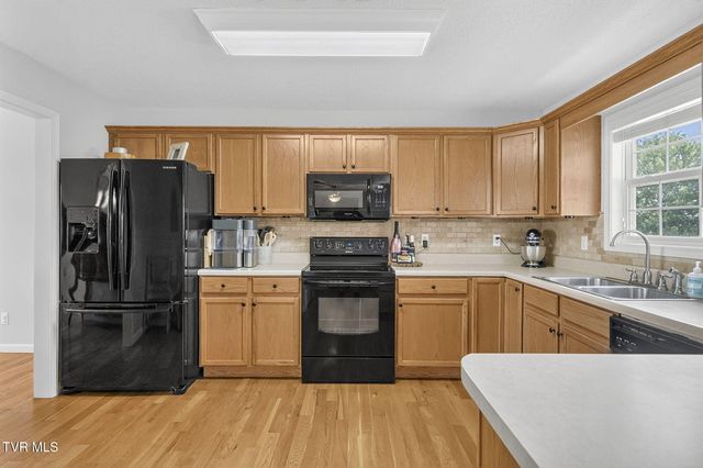 1 Alfalfa Court, Jonesborough, TN 37659