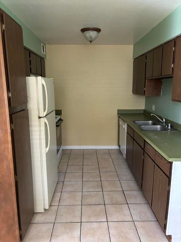 11013 Towner Avenue NE, Albuquerque, NM 87112