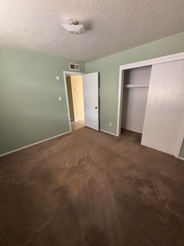 11013 Towner Avenue NE, Albuquerque, NM 87112