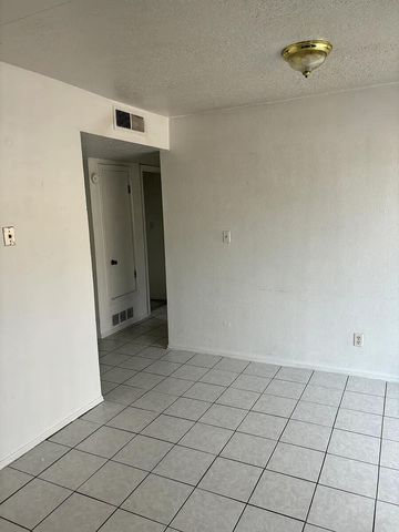 11013 Towner Avenue NE, Albuquerque, NM 87112