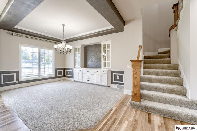 18103 Mayberry Street, Omaha, NE 68130