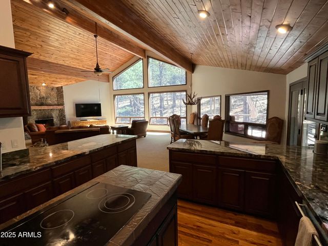 2777 BEAR HOWARD --, Flagstaff, AZ 86005