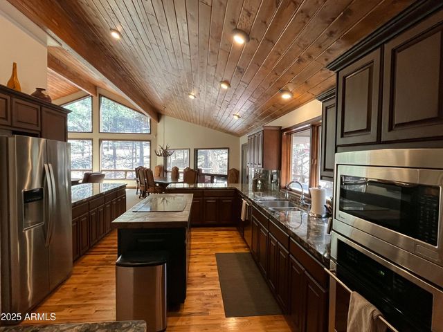 2777 BEAR HOWARD --, Flagstaff, AZ 86005