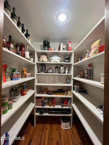 2777 BEAR HOWARD --, Flagstaff, AZ 86005