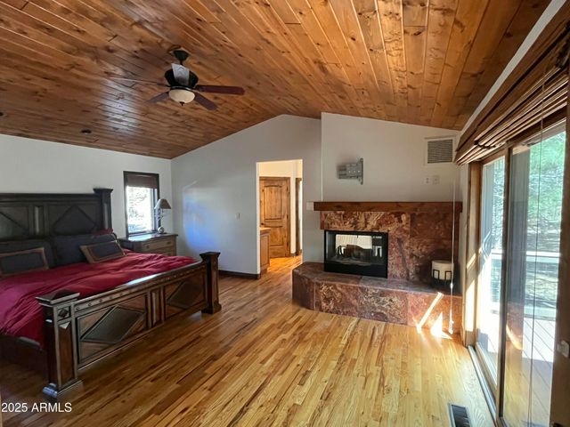 2777 BEAR HOWARD --, Flagstaff, AZ 86005