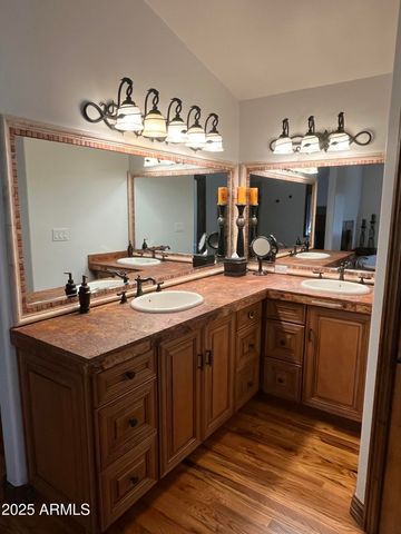 2777 BEAR HOWARD --, Flagstaff, AZ 86005