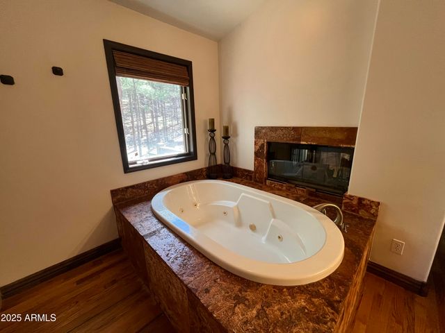 2777 BEAR HOWARD --, Flagstaff, AZ 86005