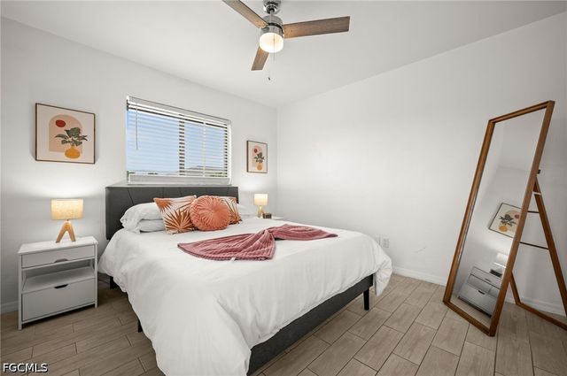 2102 SE 8th ST, Cape Coral, FL 33990