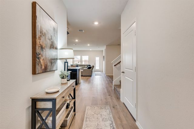 729 Amelia Court, Pilot Point, TX 76258
