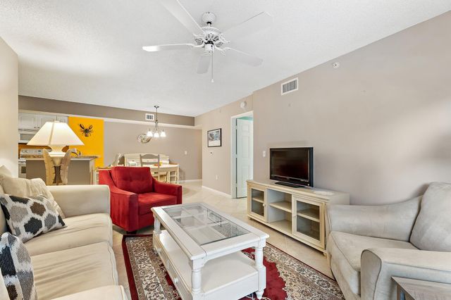248 VILLAGE Boulevard 3107, Tequesta, FL 33469