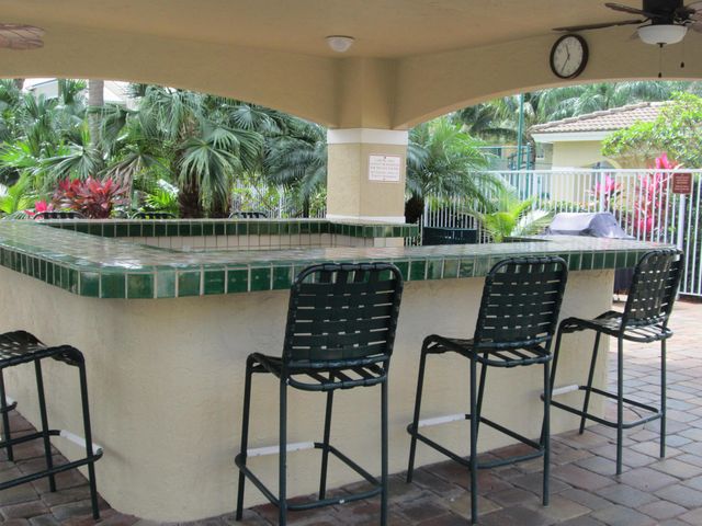 248 VILLAGE Boulevard 3107, Tequesta, FL 33469