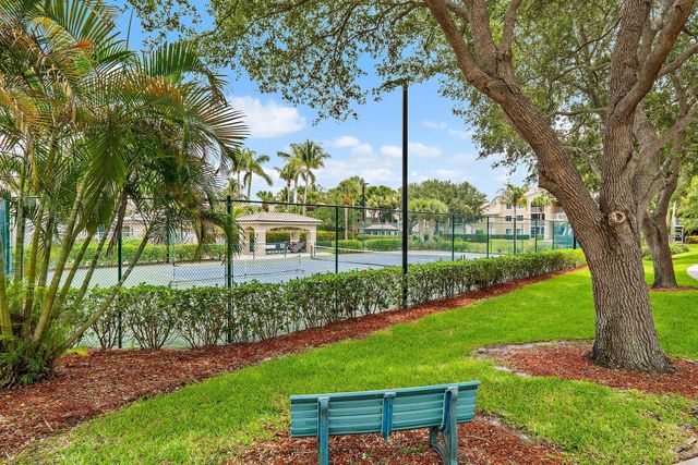 248 VILLAGE Boulevard 3107, Tequesta, FL 33469